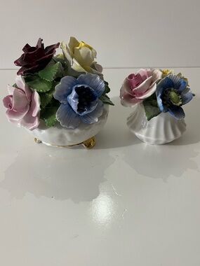 Radnor Staffordshire England Bone China Floral Vases x 2